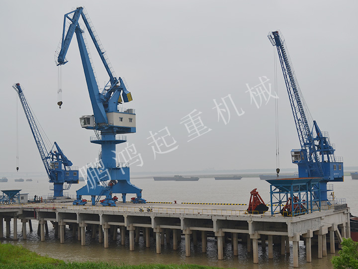 HGQ10t-25m、MQ25t-25m 碼頭起重機(jī)