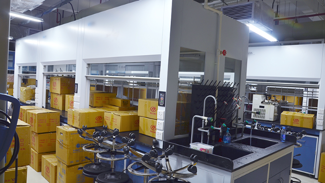 搬遷中遇到實(shí)驗(yàn)室起火應(yīng)該怎么處理 | 幫德運(yùn)