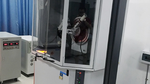 儀器搬遷中人員的工作安排 | 幫德運(yùn)