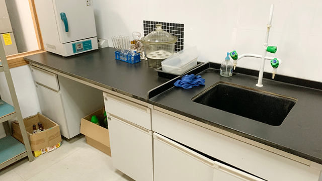 暴雨天寧夏實驗室搬遷公司教你這么做|幫德運