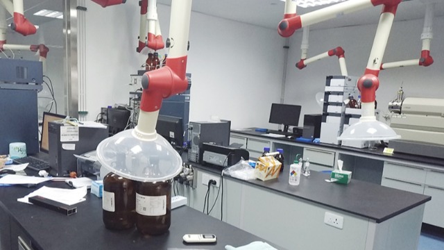 ?？趯嶒炇艺w搬遷公司|幫德運：領(lǐng)跑專業(yè)搬遷行業(yè)