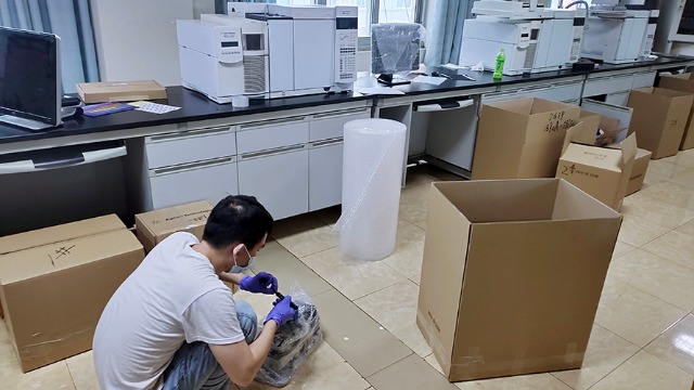 德州市實(shí)驗(yàn)室搬遷公司幫德運(yùn)為你們送上鮮花與掌聲