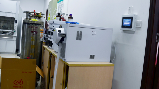 青島市實(shí)驗(yàn)室搬家時(shí)要愛(ài)護(hù)精密儀器