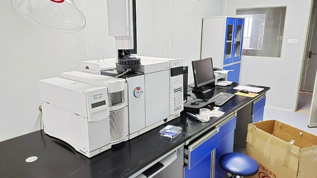 項城儀器設備搬運公司依托港口資源