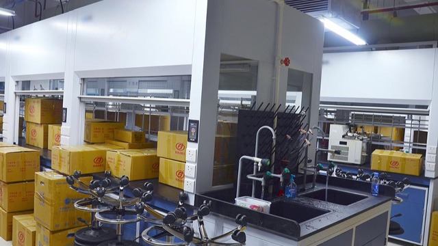 廬山實驗室設(shè)備搬運