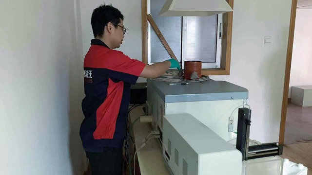 幫德運(yùn)搬遷：企業(yè)“外交”不可少