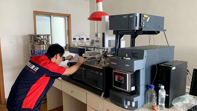 熱烈祝賀安康市食藥檢測中心實驗室精密儀器設備搬遷工作圓滿成功