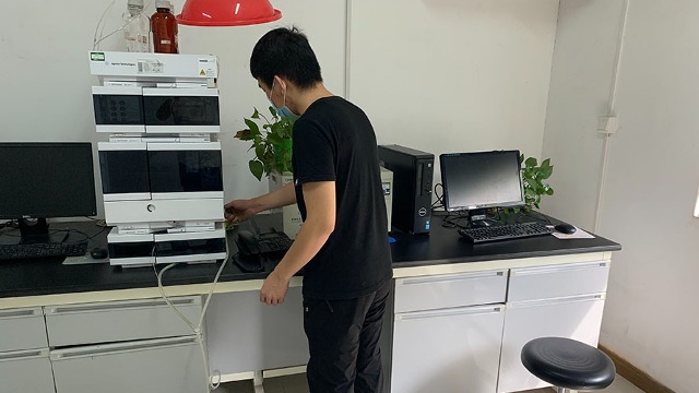 整體搬學(xué)校服務(wù)公司怎么搬化學(xué)試劑