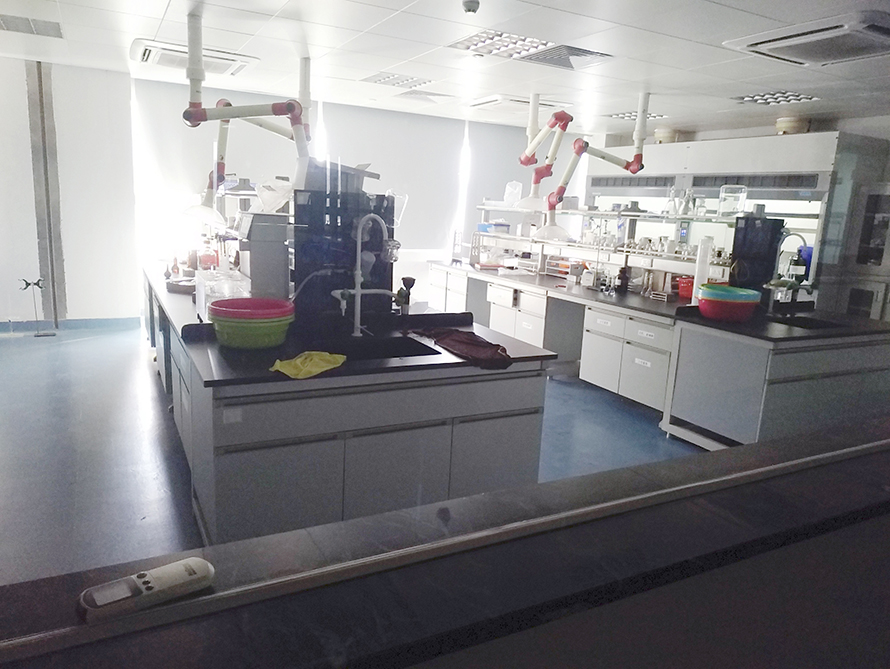 實(shí)驗(yàn)室搬遷