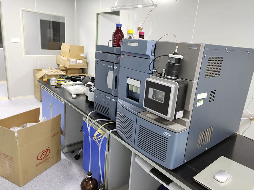 燈塔實(shí)驗(yàn)室設(shè)備搬運(yùn) 燈塔實(shí)驗(yàn)室設(shè)備搬運(yùn)