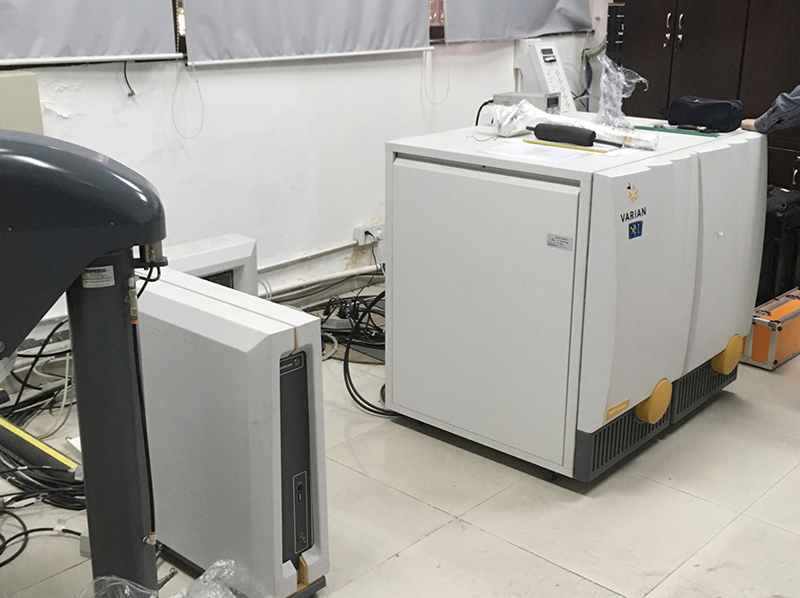 精密儀器設(shè)備搬遷