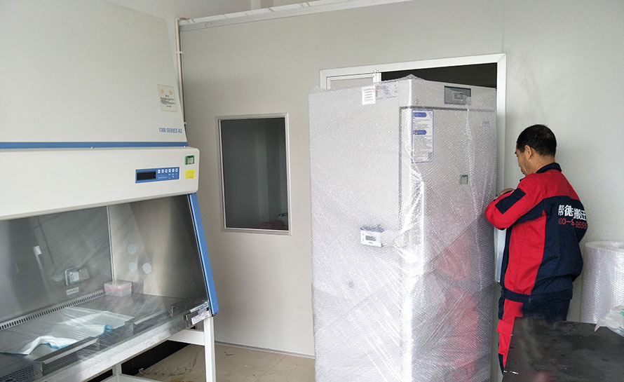 實(shí)驗(yàn)室設(shè)備紫外可見分光光度計(jì)搬遷